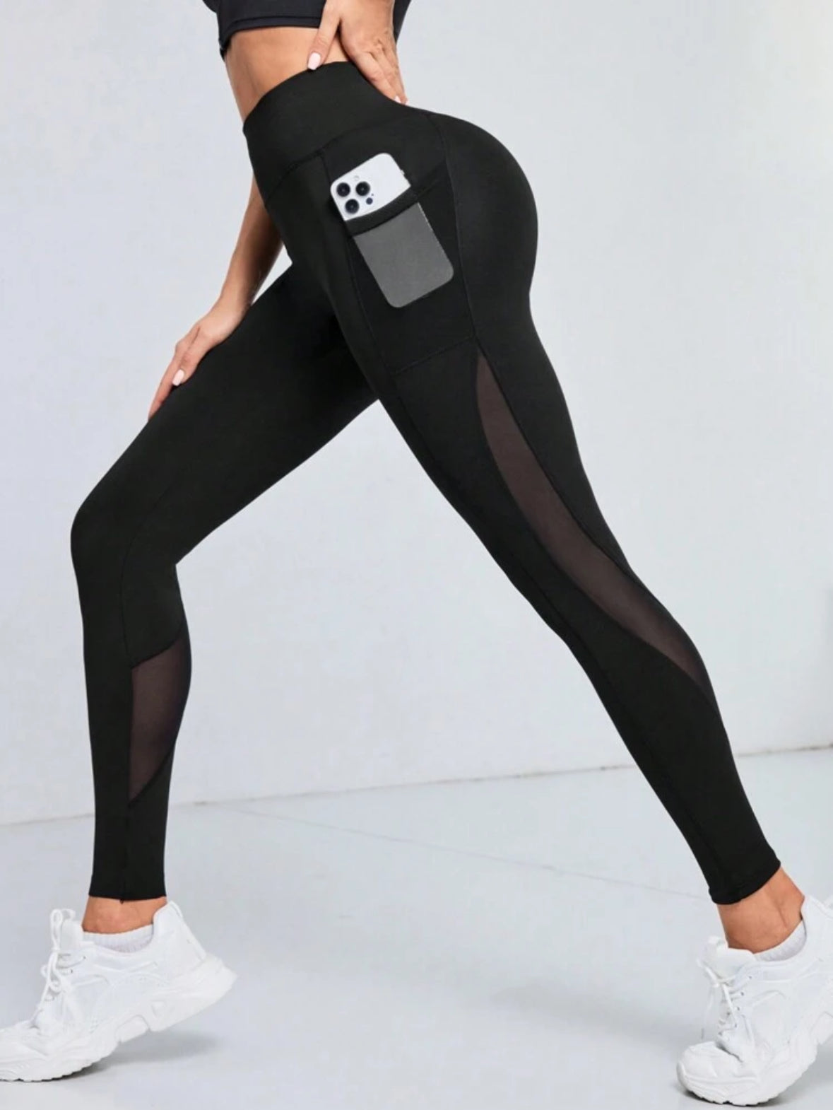 Leggings Deportivos Negros con Malla y Bolsillo